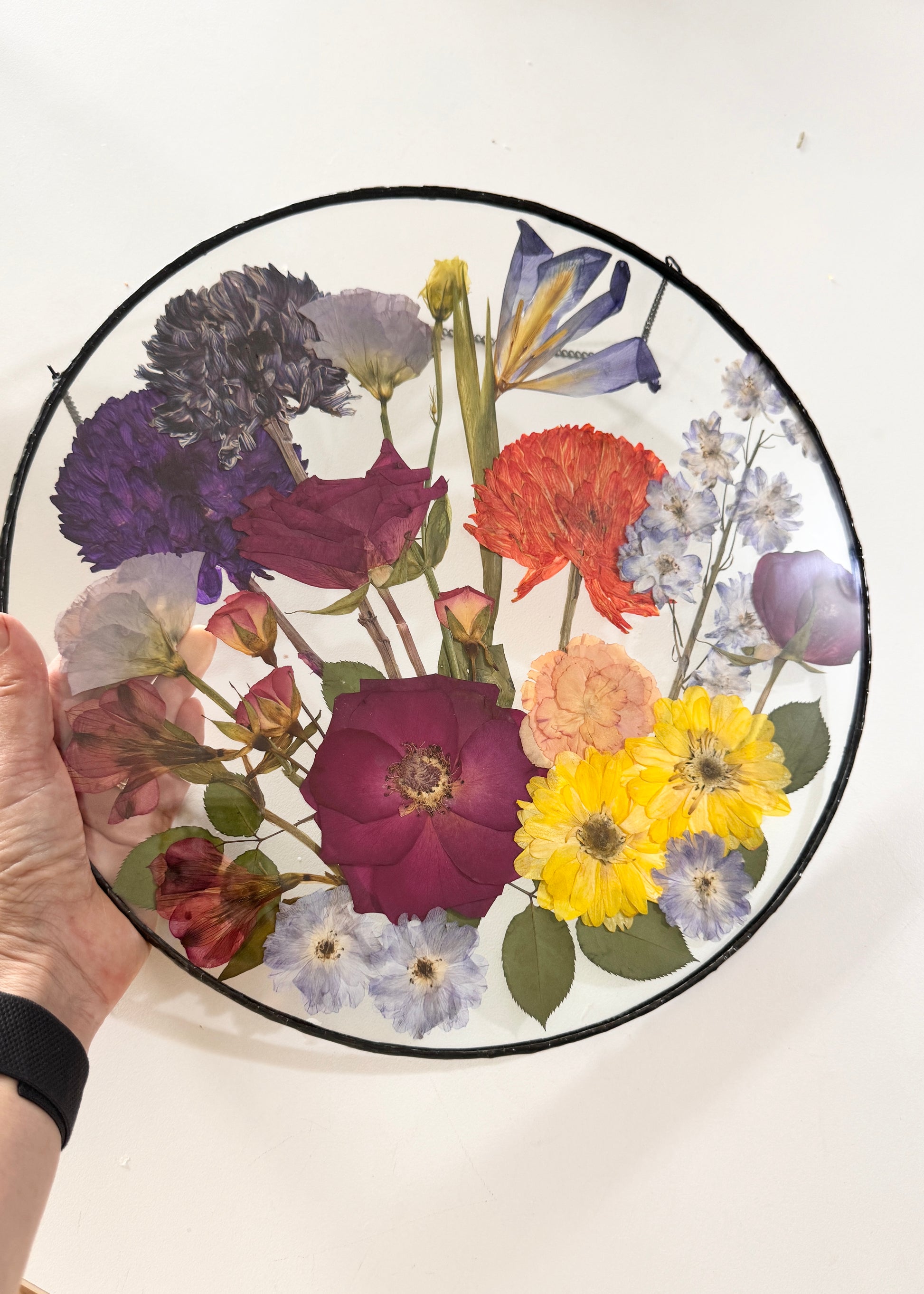 Handmade soldered metal circle shaped frame