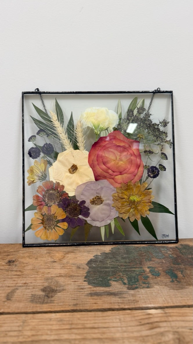 Petite | Soldered metal frame - 25cm x 25cm